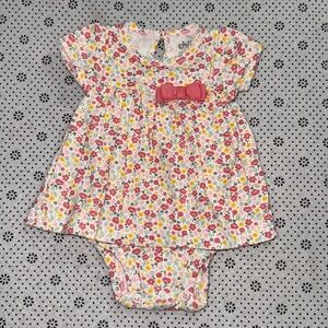 🛍PRETTY Little GIRLS ROMPER SIZE NEWBORN 🛍